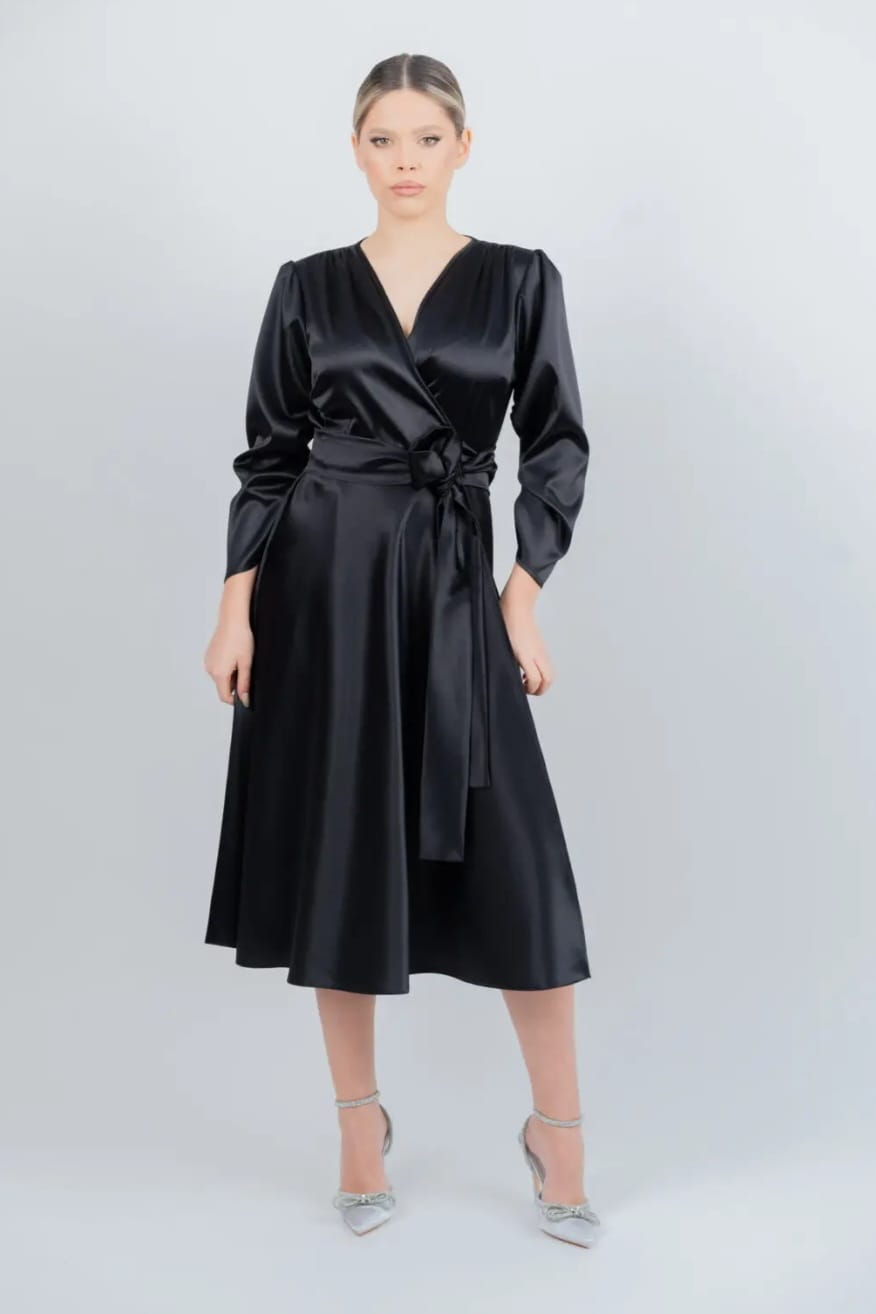 Rochie midi din satin negru