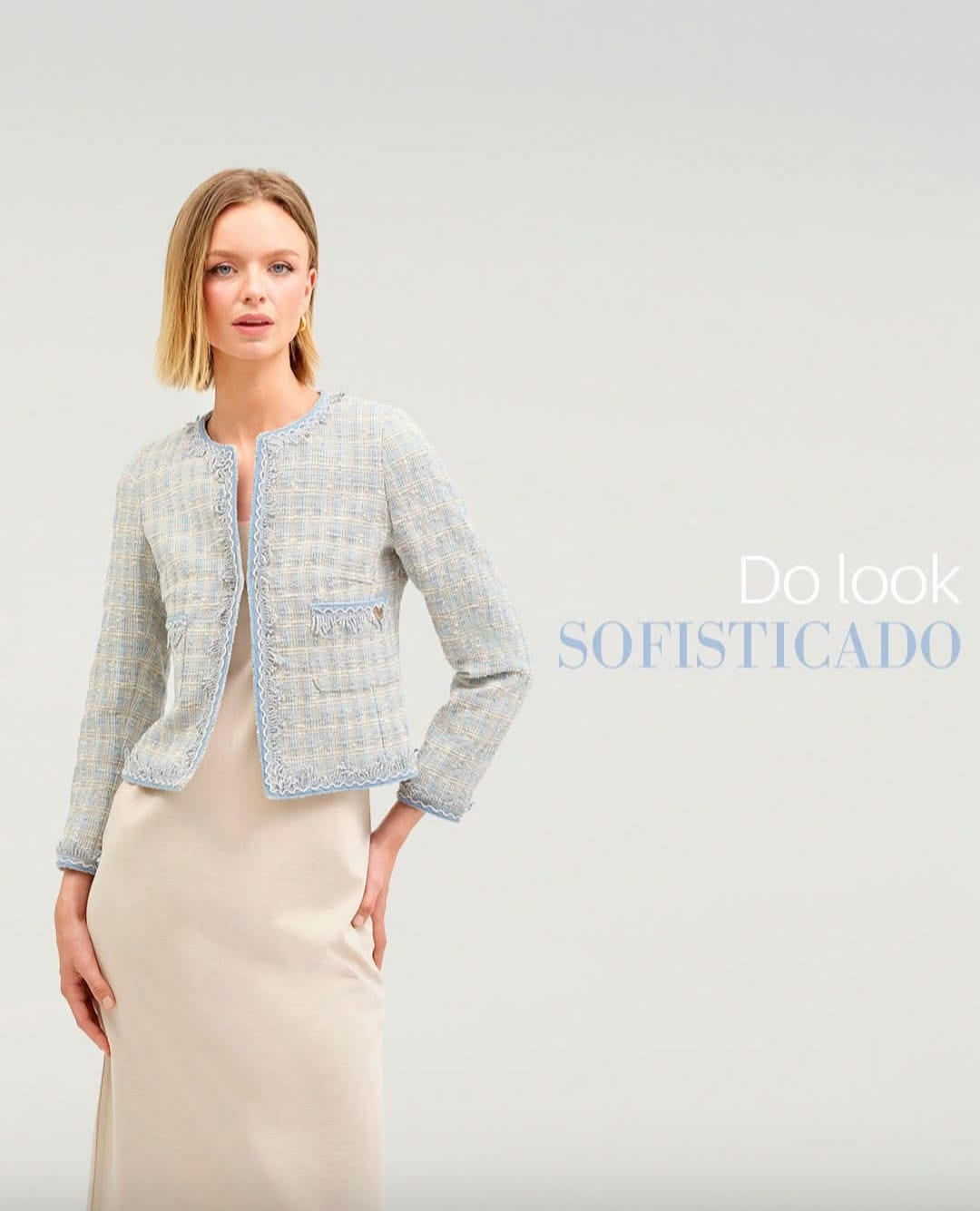 Jacheta din tweed in nuante pastelate de albastru si crem
