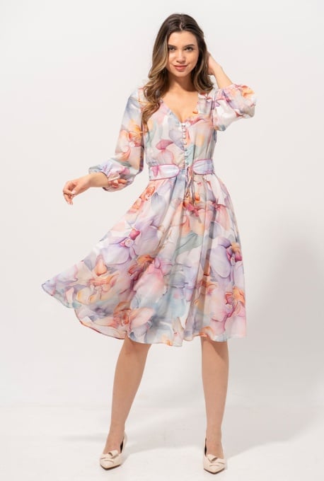 Rochie Florală Lila – Eleganță Vaporoasă